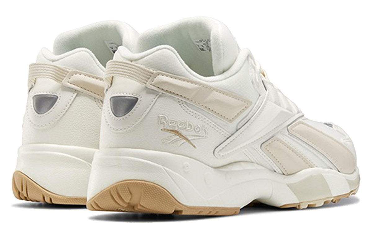 Shop Reebok Interval 96 Scarpe da Running Gialle FX2141