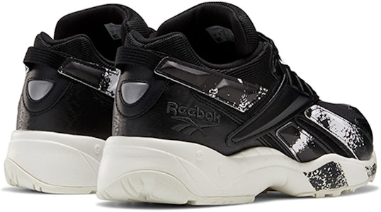 Reebok 万圣节 Intv 96 鞋 黑/白 FX2142 Shop Reebok 万圣节 Intv 96 鞋 黑/白 FX2142