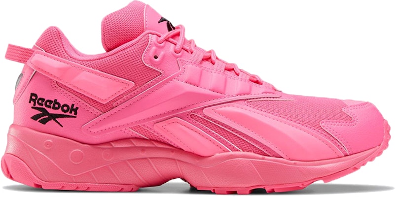 Kasut Larian Reebok INTV 96 Warna Merah Jambu FX2137 Order Kasut Larian Reebok INTV 96 Warna Merah Jambu FX2137