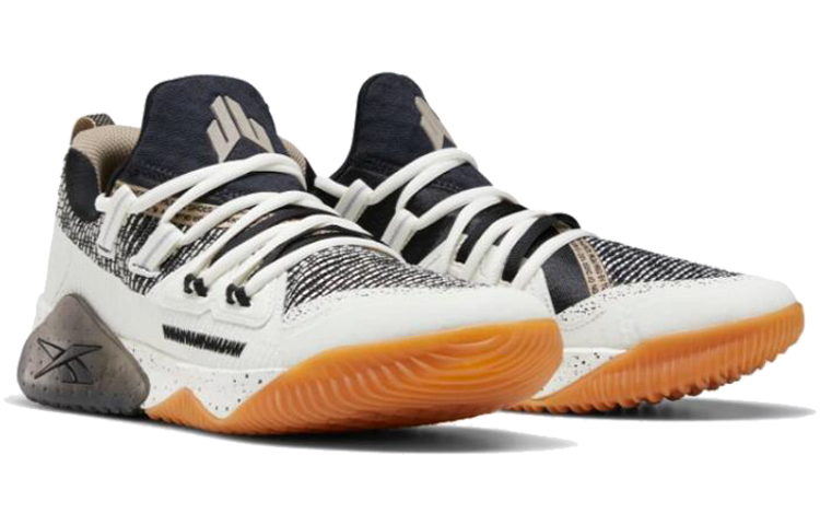 Lookbook Reebok JJ III ''Wit'' EF4142