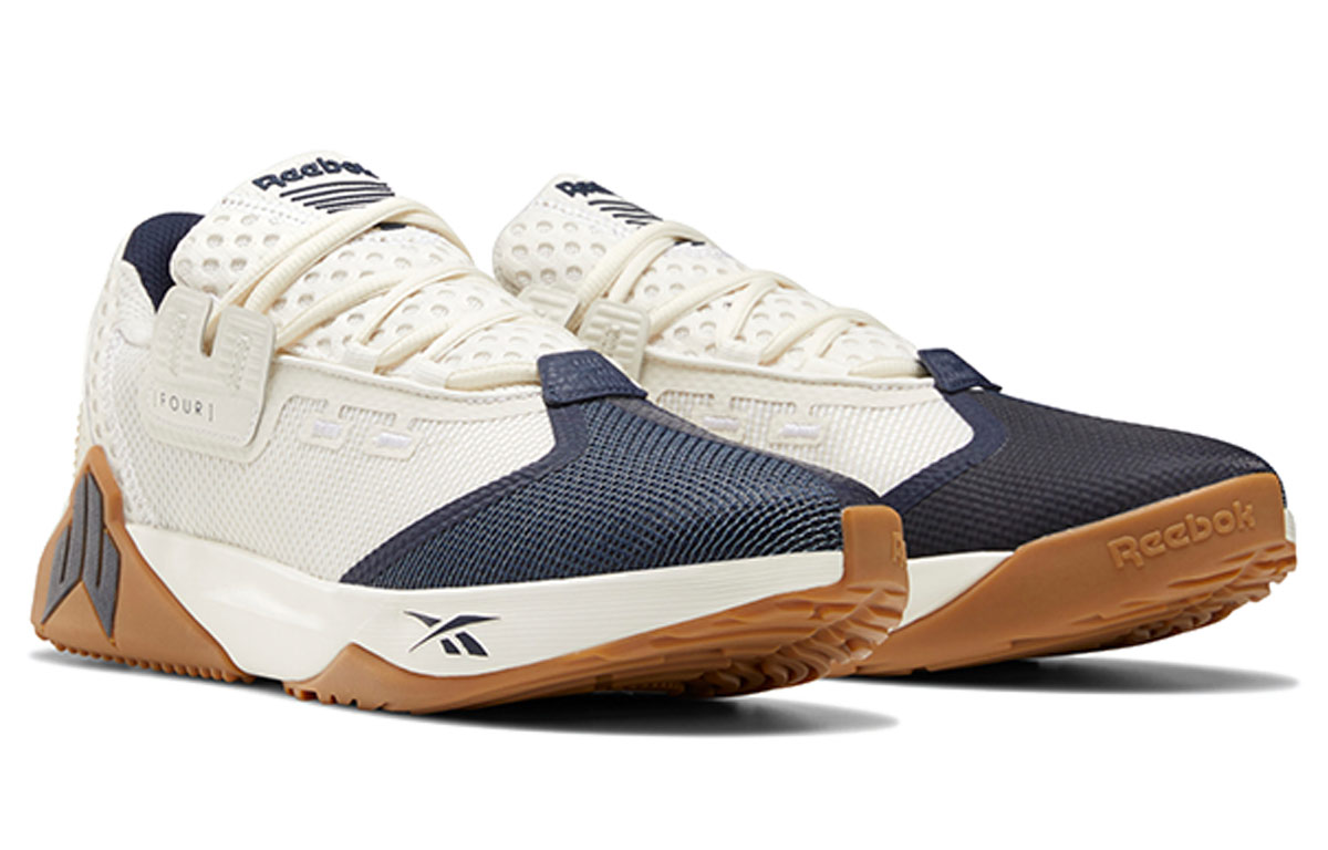 Lookbook Reebok JJ IV Question ''Crèmewit Blauw'' FU8475