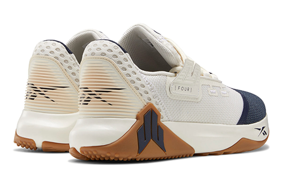 Shop Reebok JJ IV 问题款‘奶油蓝’ FU8475