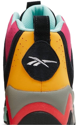 Reebok Kamikaze II 'Black Pink Solar Gold' H01316 Sizing Reebok Kamikaze II 'Black Pink Solar Gold' H01316