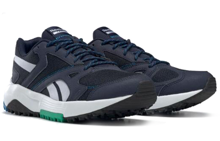 Lookbook Reebok Lavante Terrain ''Vector Navy'' Baskets Trail Homme FU8606