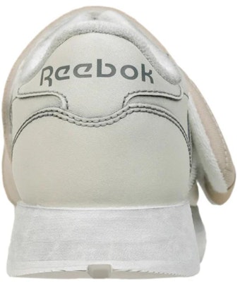 Head Mayner LTD x Reebok 休閒百搭 減震耐磨 低幫 生活休閒鞋 男女同款 米色 Shop Head Mayner LTD x Reebok 休閒百搭 減震耐磨 低幫 生活休閒鞋 男女同款 米色