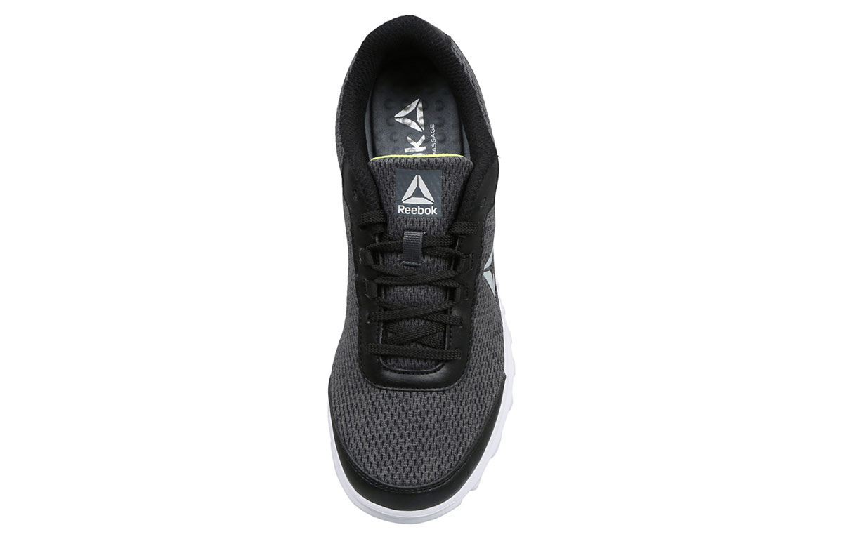 Shop 銳步 Lux Runner Lp 防滑低幫運動跑步鞋 黑灰色