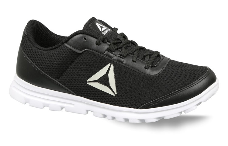 Lookbook Reebok Lux Runner LP 'Biru Sepatu Lari Low-Top' DV8003