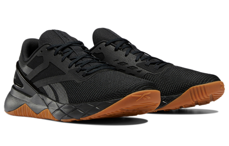 Lookbook Reebok Nanoflex TR ''Noir Gum'' GX0186
