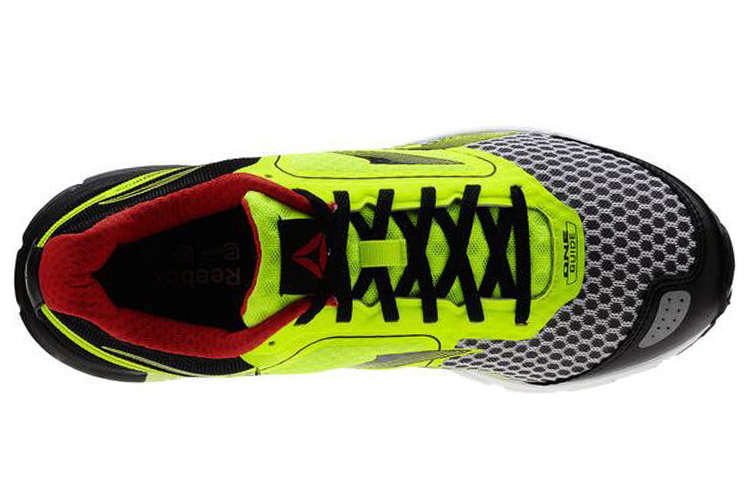 Lookbook Reebok One Guide ''Noir Jaune'' V60614
