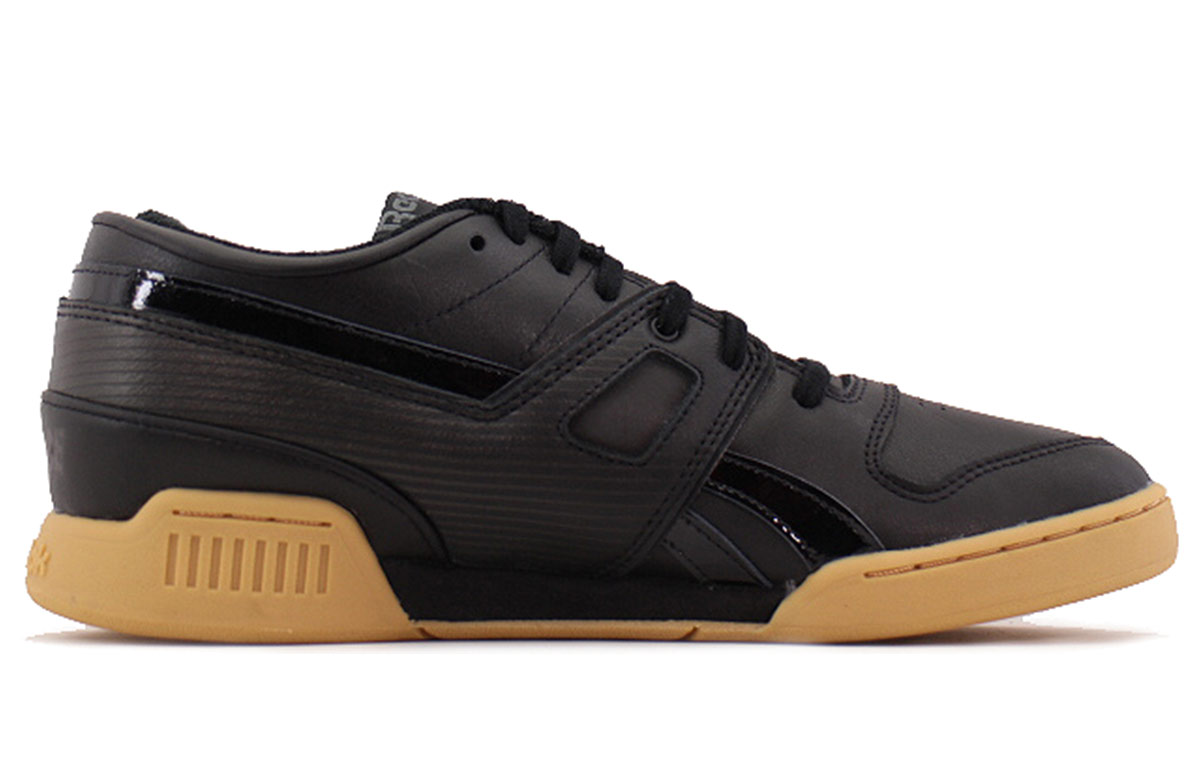 Order Reebok Palace Skateboards x Pro Workout Low Sneakers ''Nero'' EH2818
