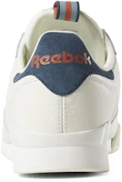 Shop Reebok Phase 1 Mu 低筒休閒板鞋 米白