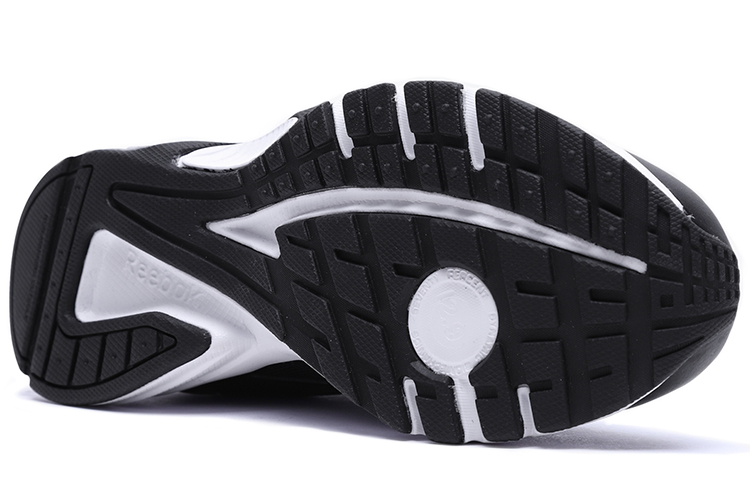 Details for Reebok Run Pheehan 5.0 Negro/Blanco FV4288