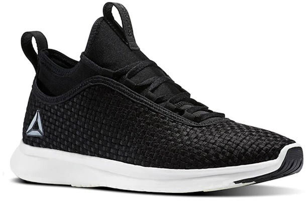 Reebok Plus Runner Woven 'Hitam' BS8377 Lookbook Reebok Plus Runner Woven 'Hitam' BS8377