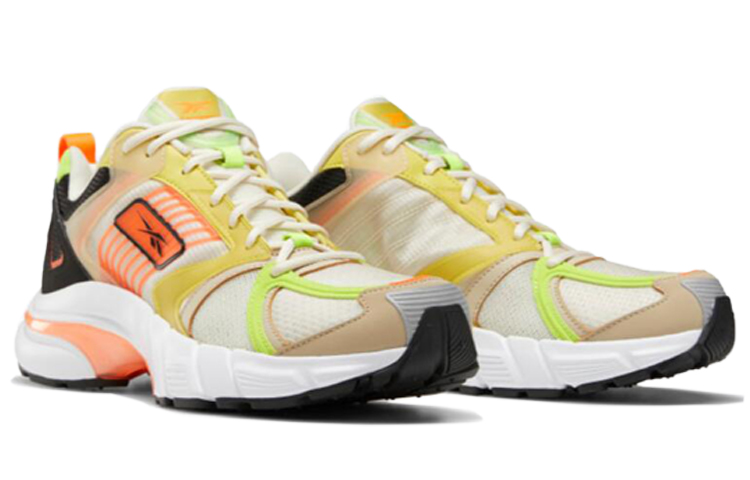 Lookbook リーボック プレミア "アラバスター/イエロー" FV7989