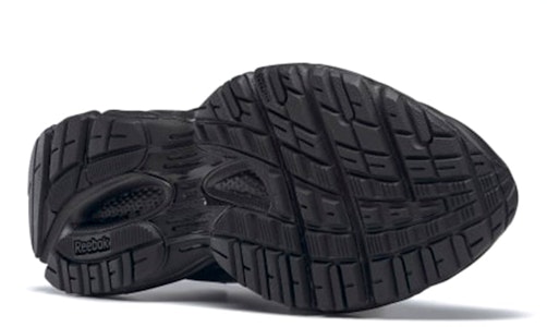 锐步时尚黑色顶级跑鞋 FZ1376 Sizing 锐步时尚黑色顶级跑鞋 FZ1376