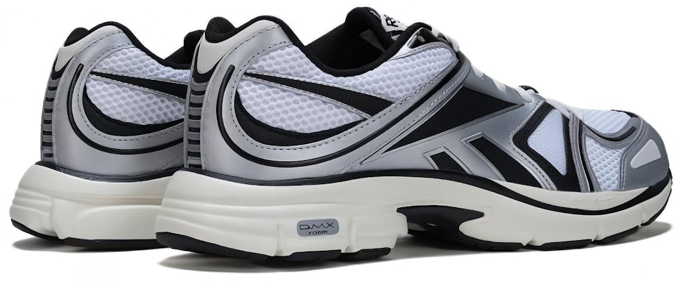 リーボック プレミア ロード プラス 6 "シルバーメタリックブラック" 100074712 Lookbook リーボック プレミア ロード プラス 6 "シルバーメタリックブラック" 100074712