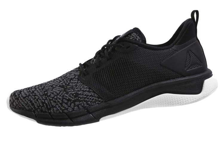 Lookbook Reebok Print 'Lari Hitam Bernafas Ringan' CN2504