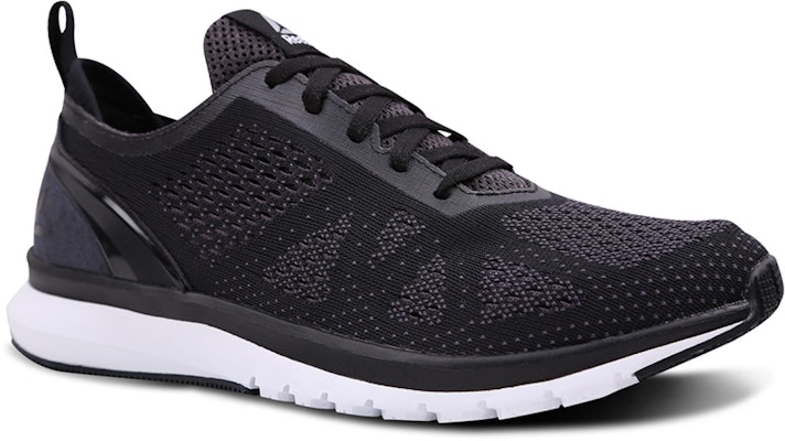 Reebok Print Smooth Clip Ultk 低筒 跑步鞋 男女同款 黑色 Lookbook Reebok Print Smooth Clip Ultk 低筒 跑步鞋 男女同款 黑色