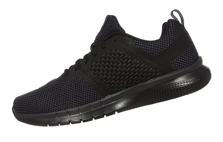 Lookbook Reebok PT Prime Run Low ''Schwarz'' CN3149