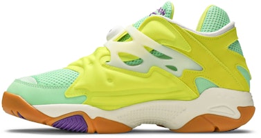 锐步 Pump Court “英雄黄” FV7901 Lookbook 锐步 Pump Court “英雄黄” FV7901