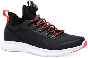 Lookbook Reebok Pump Plus Noir DV5368