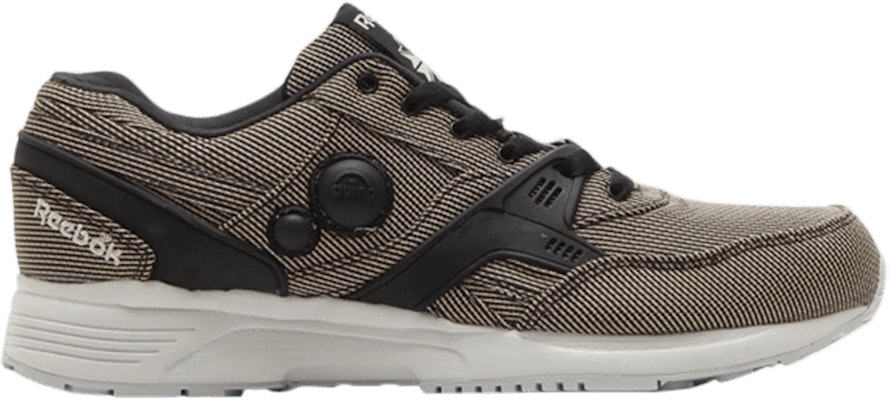 Reebok Pump Running Dual Tech 'Hitam' M47614 Buy Reebok Pump Running Dual Tech 'Hitam' M47614