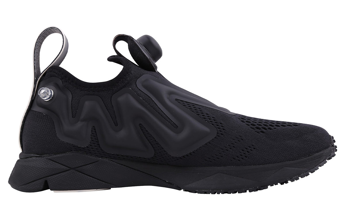 Order Reebok Pump Supreme Engine ''Schwarze Laufschuhe'' CN2189