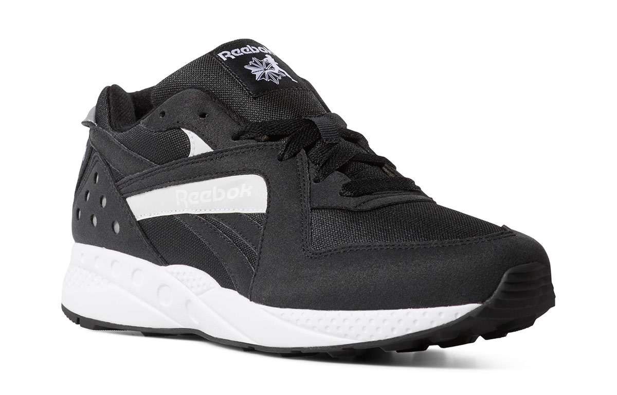 Lookbook Reebok Pyro ''Nero'' DV5575
