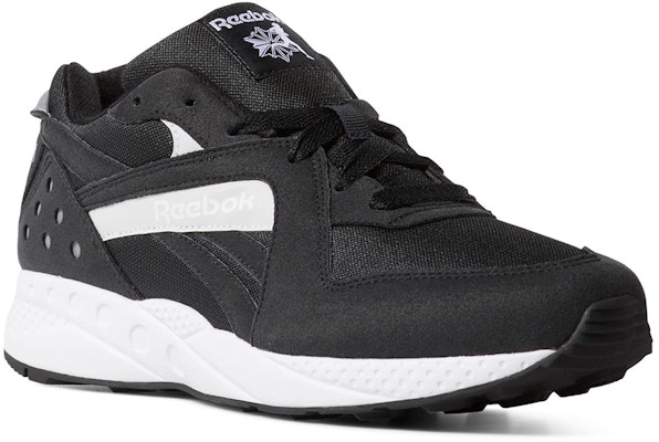 Reebok Pyro 'Hitam' DV5575 Lookbook Reebok Pyro 'Hitam' DV5575