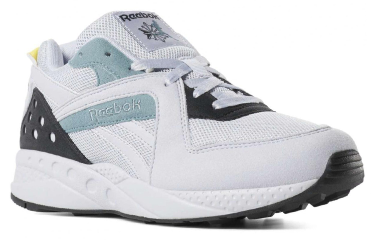 Lookbook Reebok Pyro Rétro Résistant Gris Bleu DV5703
