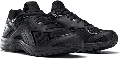 Lookbook 리복 퀵체이스 빈티지 블랙 (Reebok Quick Chase Vintage Black - shortened as much as possible) FW2063