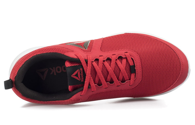 Shop Reebok Quick Motion ''Baskets Basses Rouges de Running'' DV4799