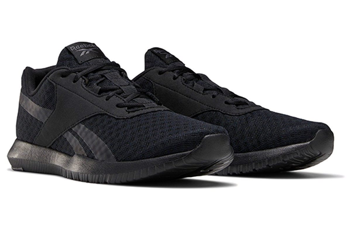 Lookbook Reebok REAGO ESSENTIAL 2.0 'Negro' FW8420