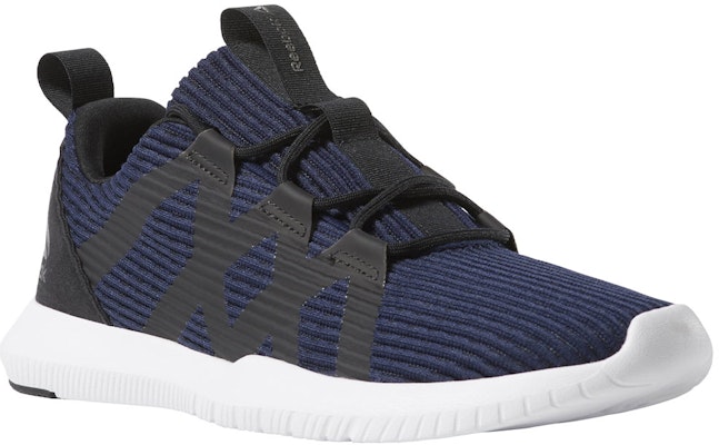Reebok Reago Pulse 'Biru Hitam' CN7221 Lookbook Reebok Reago Pulse 'Biru Hitam' CN7221