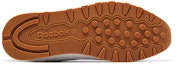 Shop Reebok Classic Leather 舒適百搭 防滑耐磨 低筒 跑步鞋 男女款 白色
