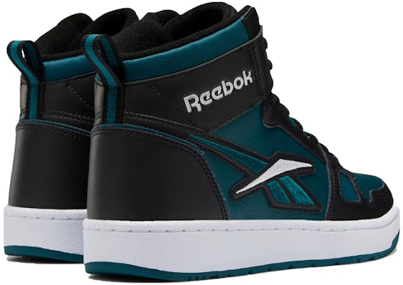 Reebok Resonator Mid 'Midnight Pine' dalam Bahasa Melayu. G57706 Lookbook Reebok Resonator Mid 'Midnight Pine' dalam Bahasa Melayu. G57706