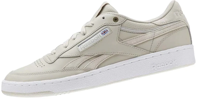Reebok Revenge Plus ''Beige Baskets Basses Décontractées'' CN3857 Lookbook Reebok Revenge Plus ''Beige Baskets Basses Décontractées'' CN3857