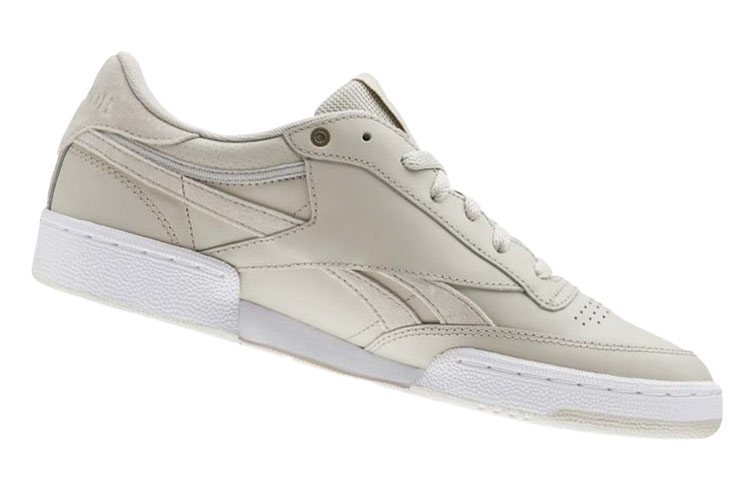 Shop Reebok Revenge Plus ''Beige Baskets Basses Décontractées'' CN3857