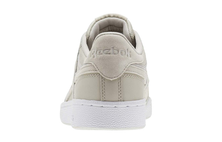 Purchase Reebok Revenge Plus ''Beige Baskets Basses Décontractées'' CN3857