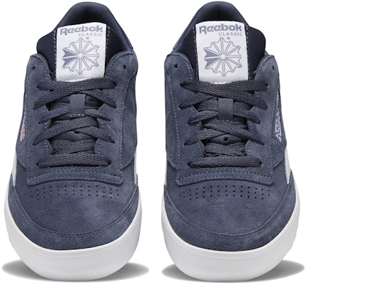 Reebok Revenge Plus Biru/Putih DV7302 Lookbook Reebok Revenge Plus Biru/Putih DV7302