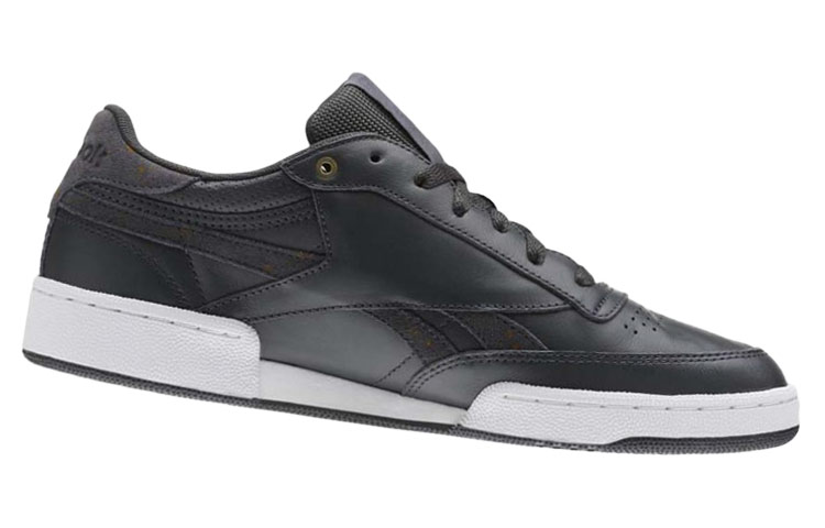 Shop Reebok Revenge Plus 'Clásico Negro' CN4889