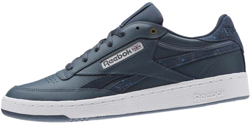 리복 리벤지 플러스 네이비 (Reebok Revenge Plus Navy) CN3858 Lookbook 리복 리벤지 플러스 네이비 (Reebok Revenge Plus Navy) CN3858