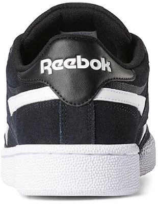 Reebok Revenge Plus MU ''Zwart'' DV4061 Shop Reebok Revenge Plus MU ''Zwart'' DV4061