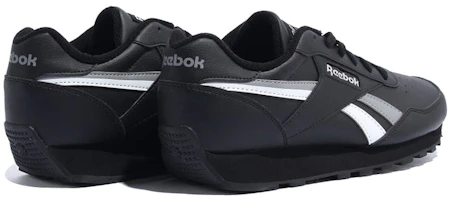 Shop Reebok Rewind Run 輕便耐磨運動鞋 男女同款 黑白