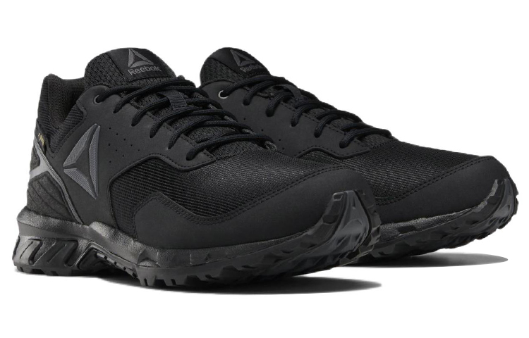 Lookbook 锐步Ridgerider Trail 4.0 GTX‘午夜黑’越野鞋 DV6553