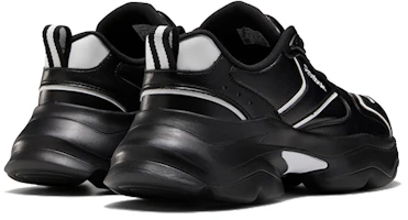 Shop Reebok Royal Aadorun 低筒 运动休闲鞋 男女同款 黑色