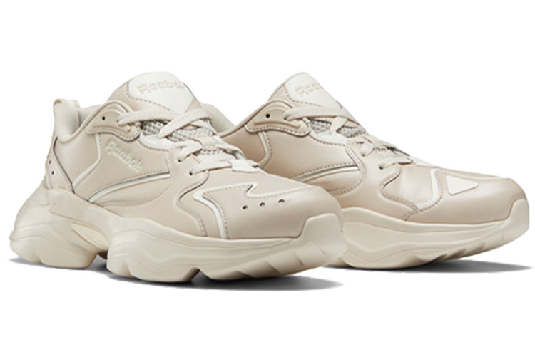 Shop Reebok Royal Aadorun 舒適耐磨 復古運動休閒鞋 奶油色
