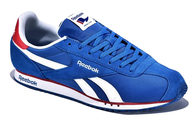 Lookbook 锐步Royal Alperez蓝色低帮休闲跑鞋 AR3036