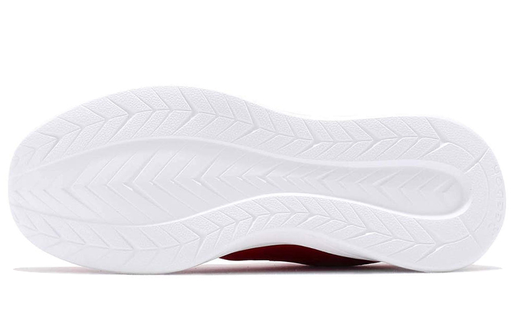 Shop 锐步皇家 Astroblaze '猩红' DV3703