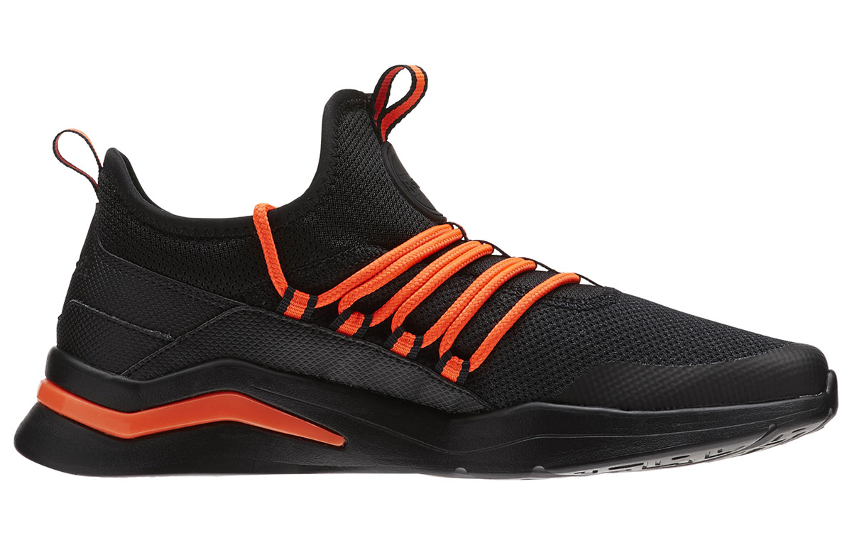 Order Reebok Royal Astrostorm ''Noir Rouge Atomique'' CN3177